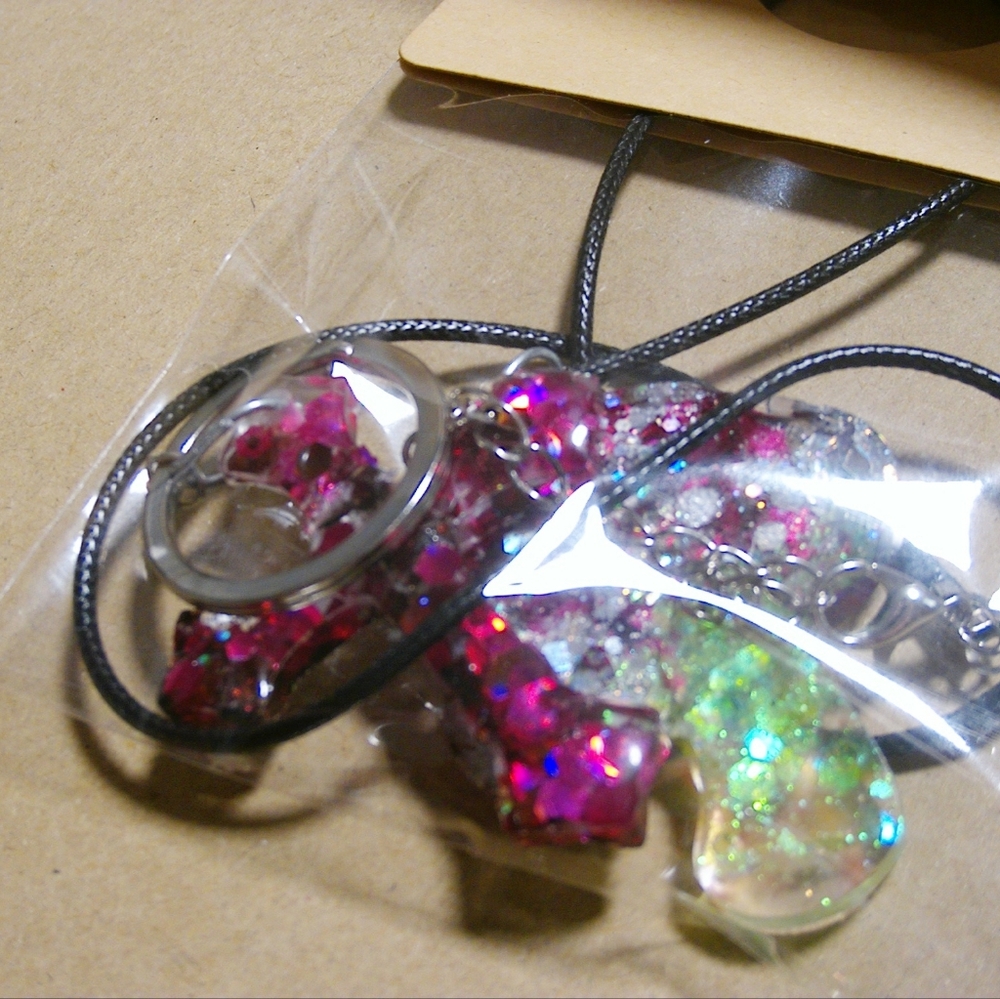 Pink glitz mushroom keychain & cross necklace